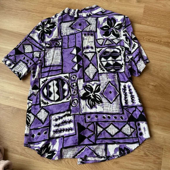 Vintage Button Down Hawaiian Floral Shirt - Picture 5 of 5